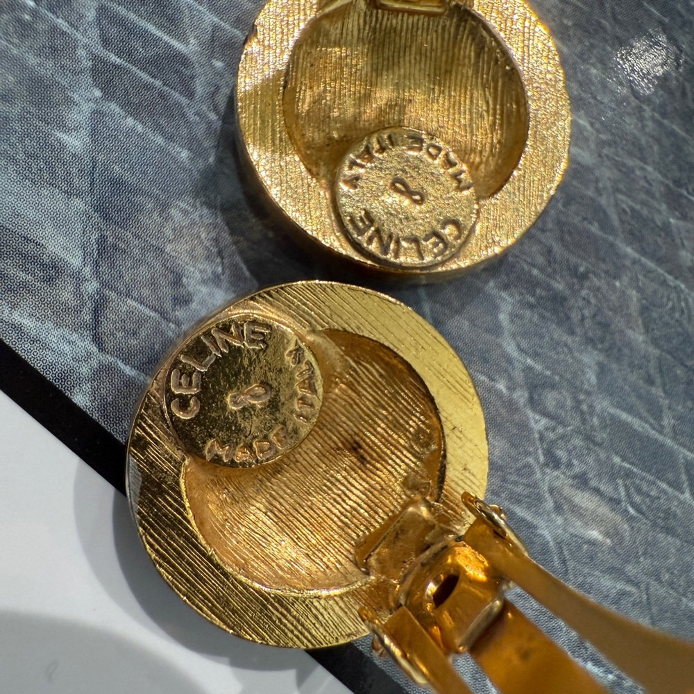LOT 2286 24K gold plated CELINE vintage triomphe crystals clip on earrings - Picture 4 of 7